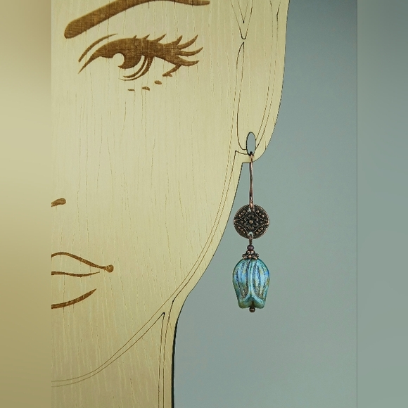 HAND CRAFTED Blue Artisan Glass Flower Rustic Copper Dangle Earrings - Picture 6 of 7